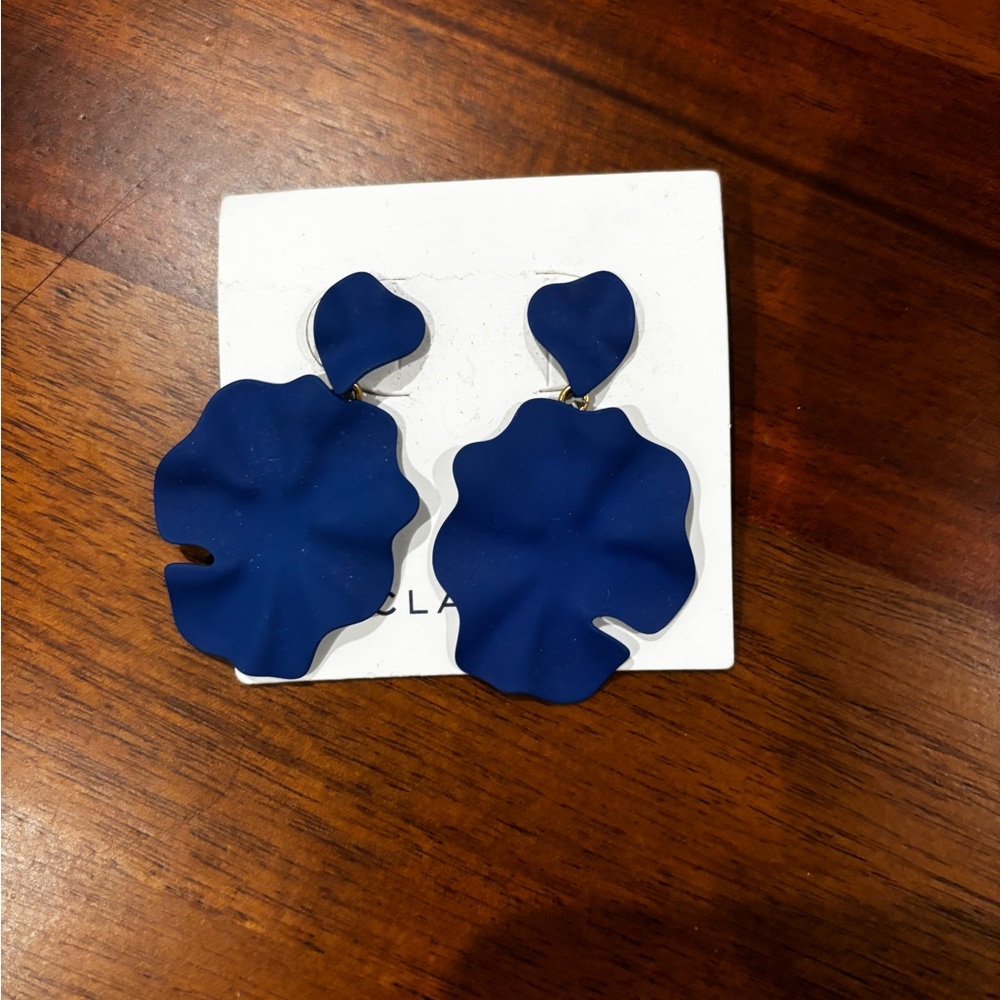Clare V Bold Blue Floral Earrings. NWT. - Picture 2 of 4